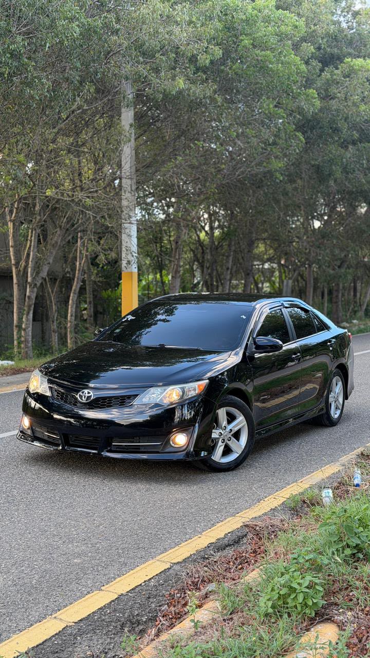 Toyota Camry XLE