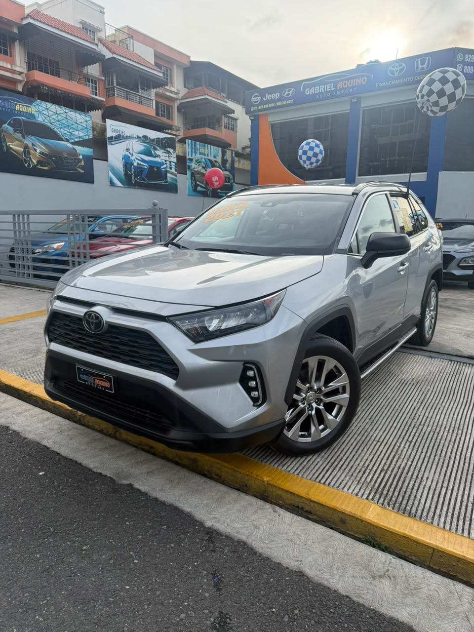 Toyota RAV4 LE