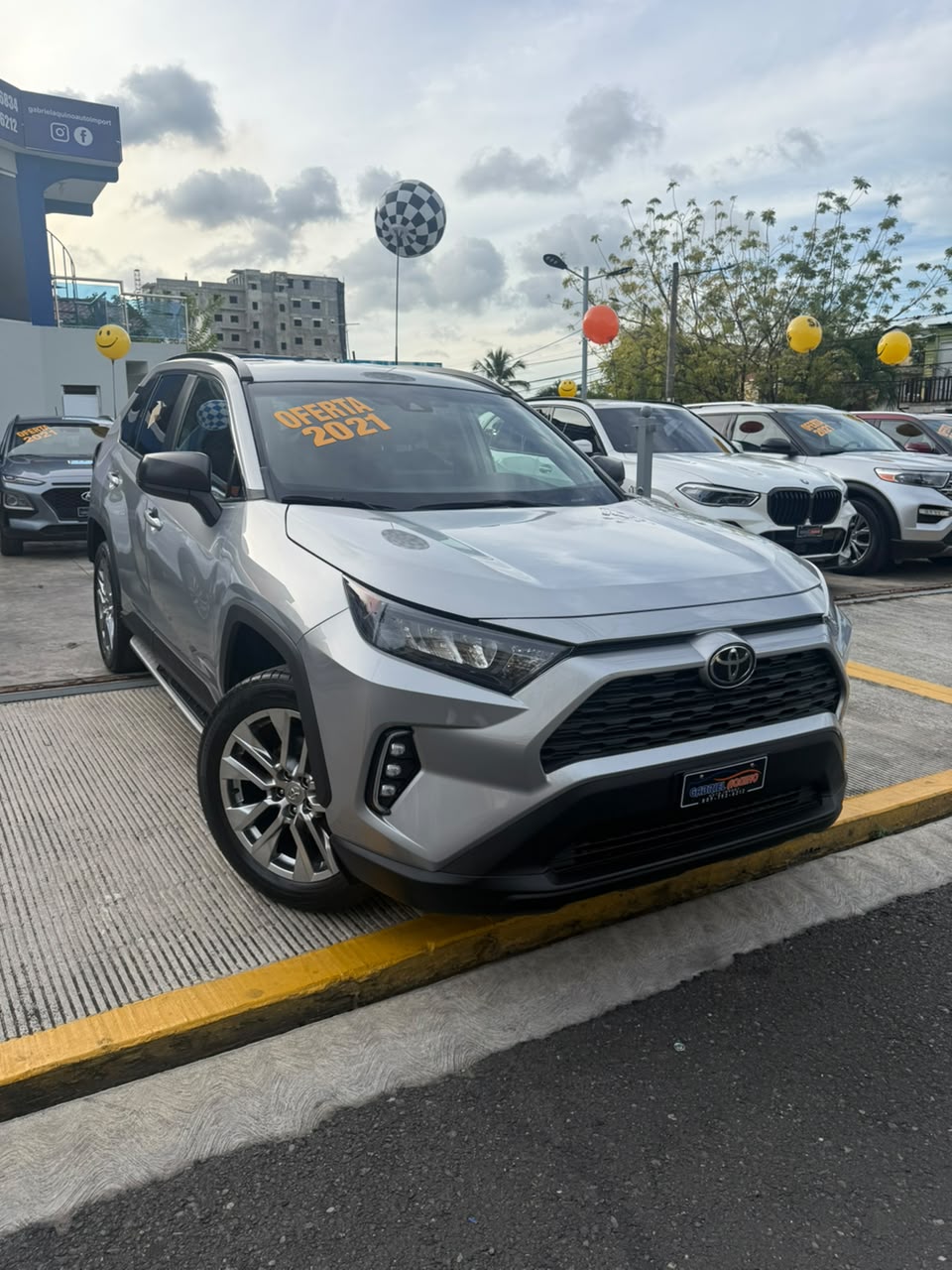 Toyota RAV4 LE