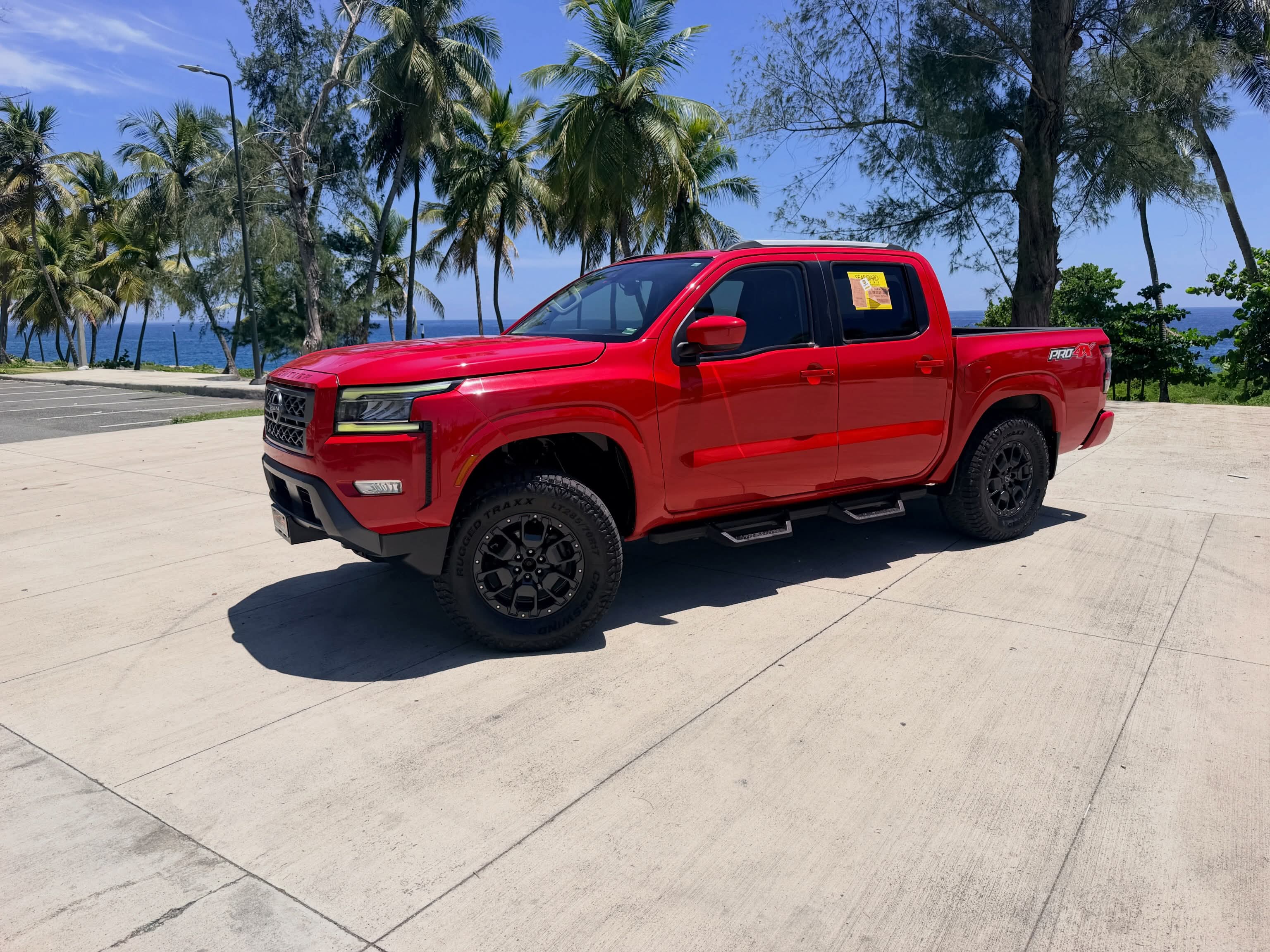 Nissan Frontier SV