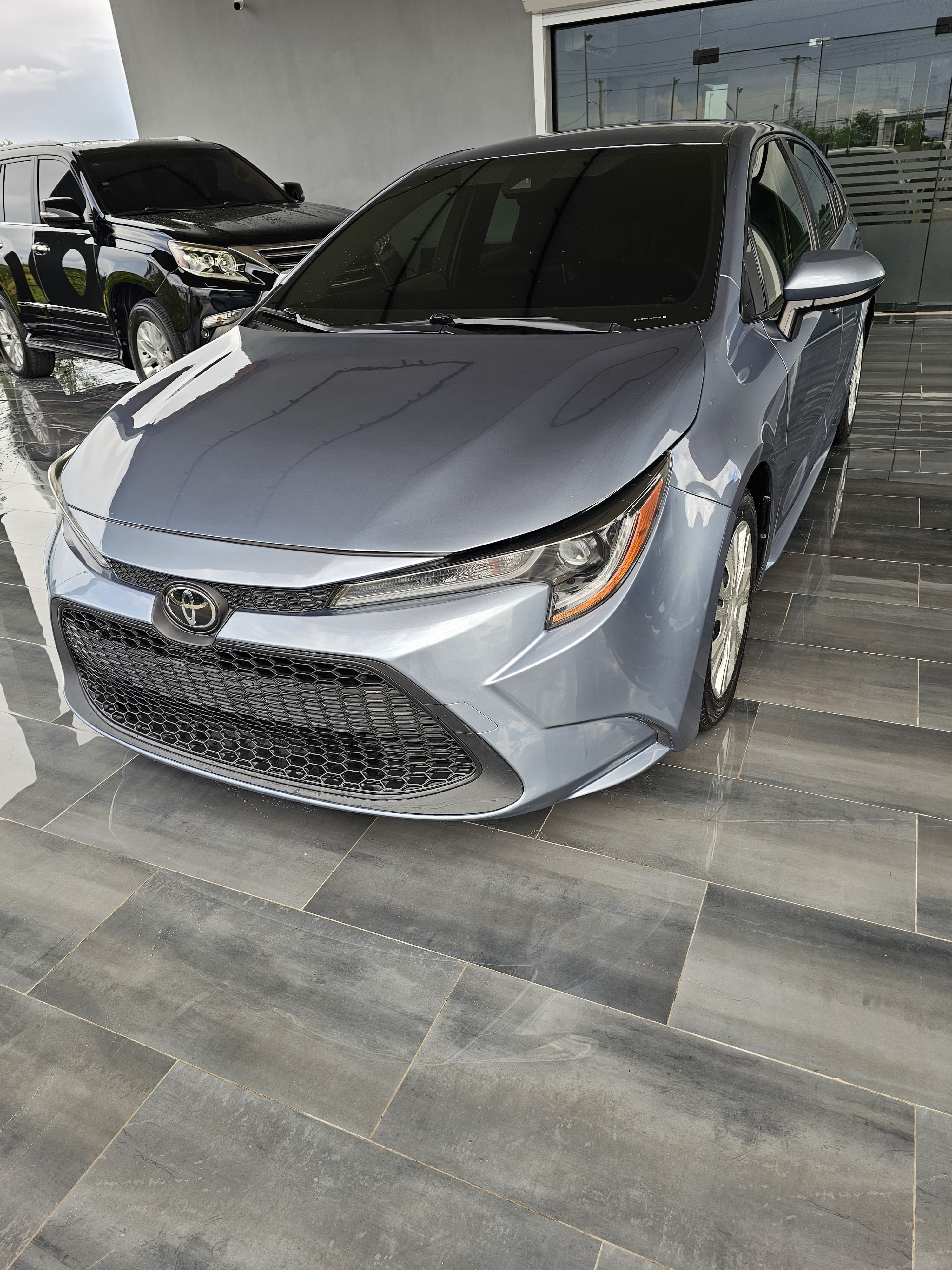 Toyota Corolla LE