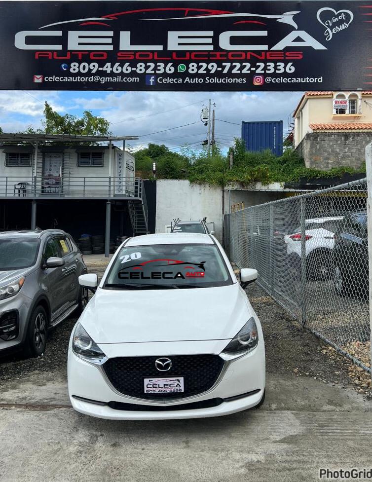 Mazda 2 Básico