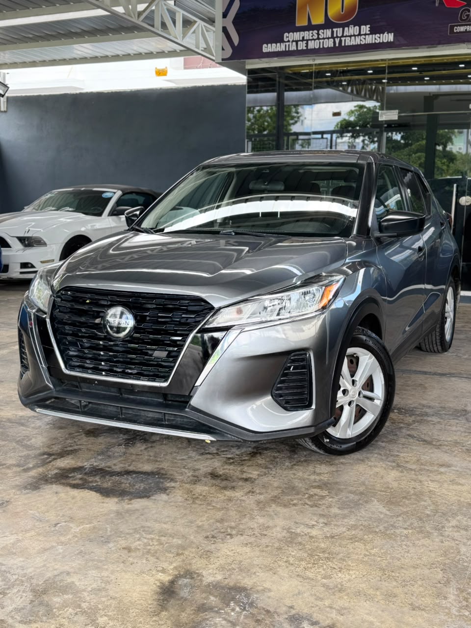 Nissan Kicks SR